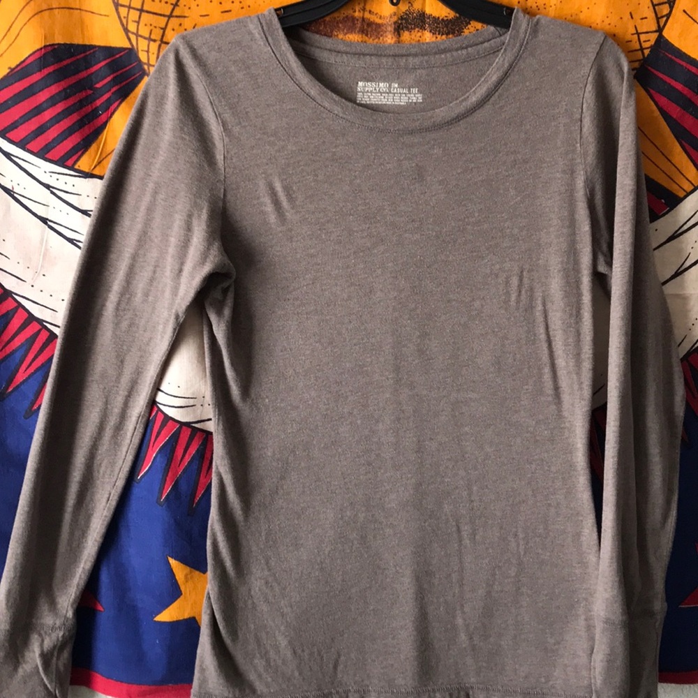 Light brown long sleeve casual tee